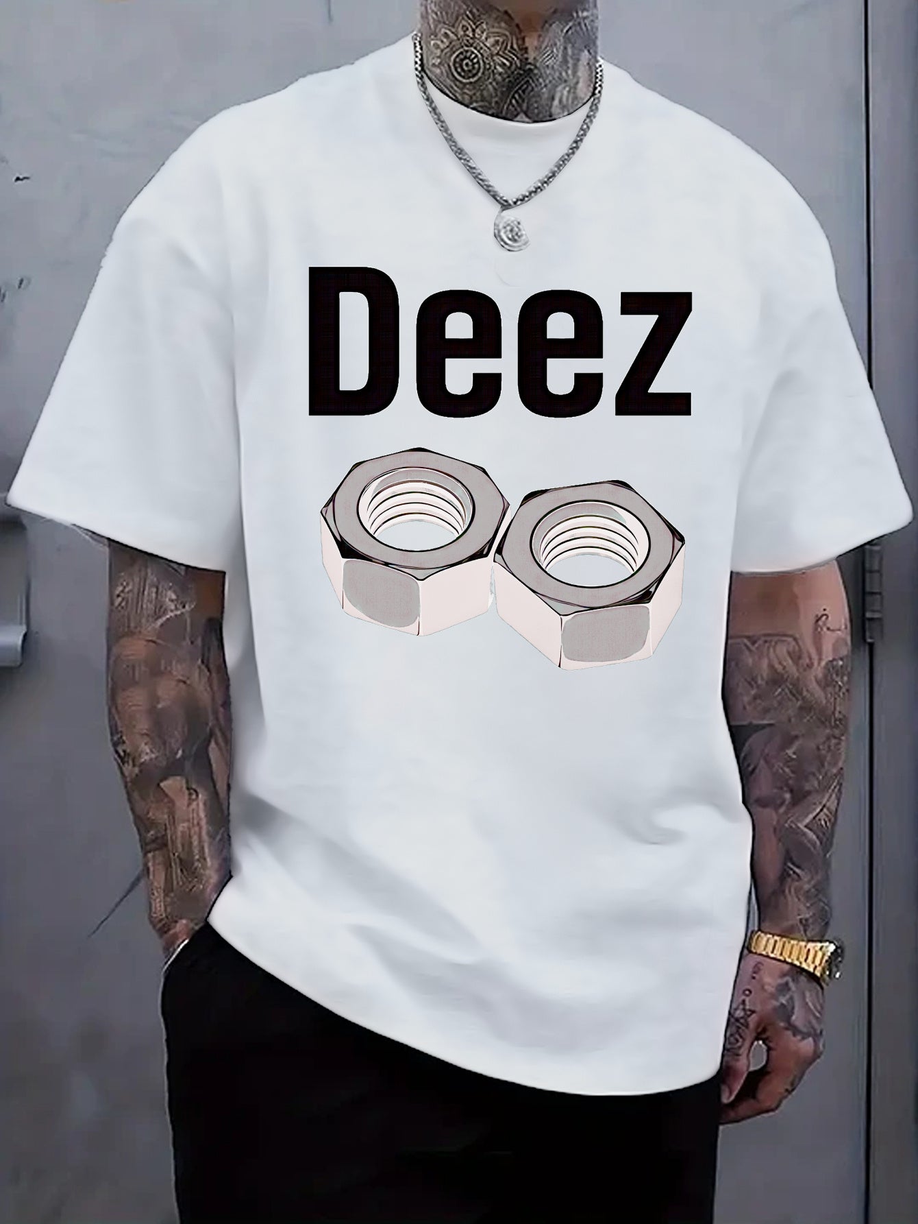 Men's Casual Loose Fit Round Neck T-Shirt - White Tee with Bold "Deez" Text & Nut Graphics, Machine Washable Streetwear Top for Everyday Comfort