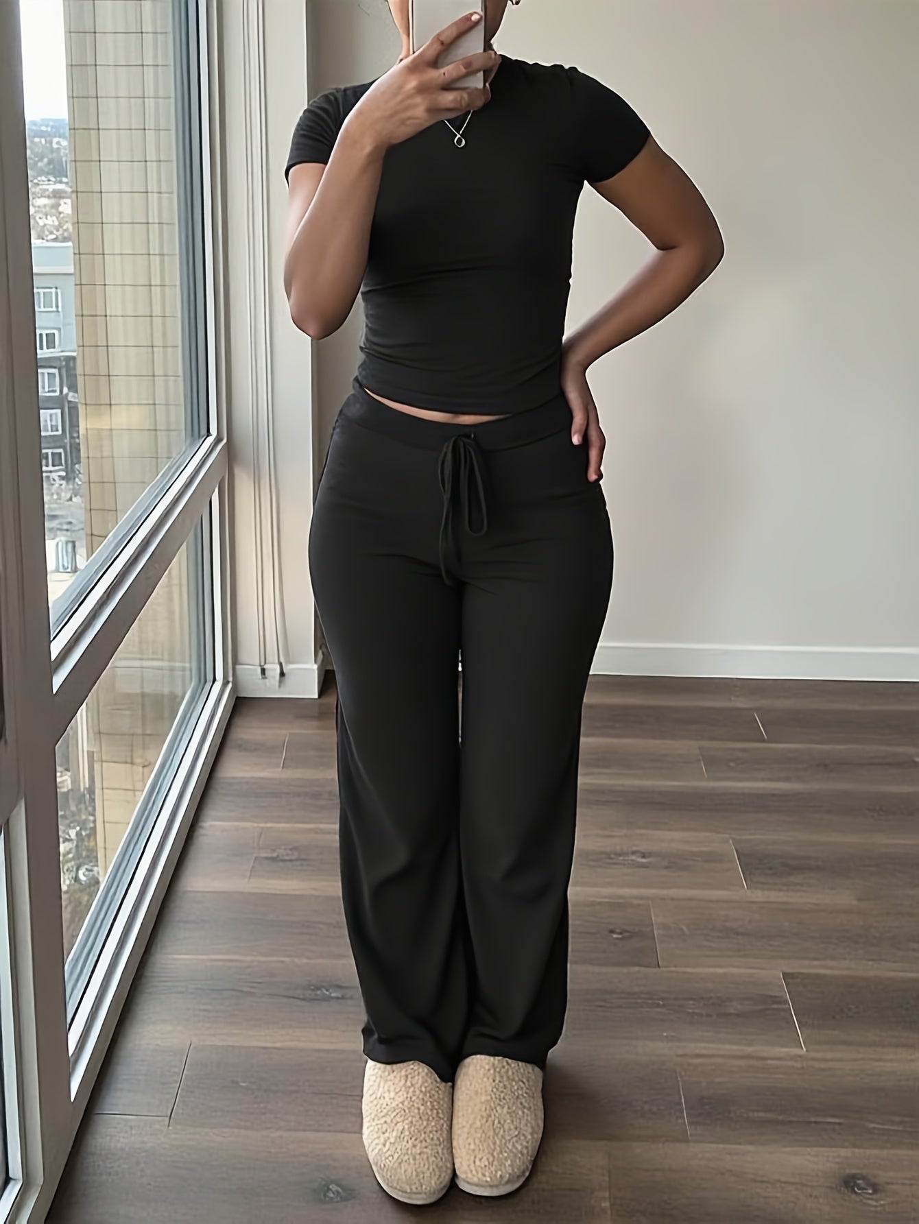 Maroon Women's Two-Piece Set: Short Sleeve Crop Top & High-Waisted Wide-Leg Pants - Cozy Fleece Loungewear with Drawstring Waist, Soft & Comfortable for Casual Home Wear, All-Season Wear, Loungewear Set|Casual Style|Soft Flee