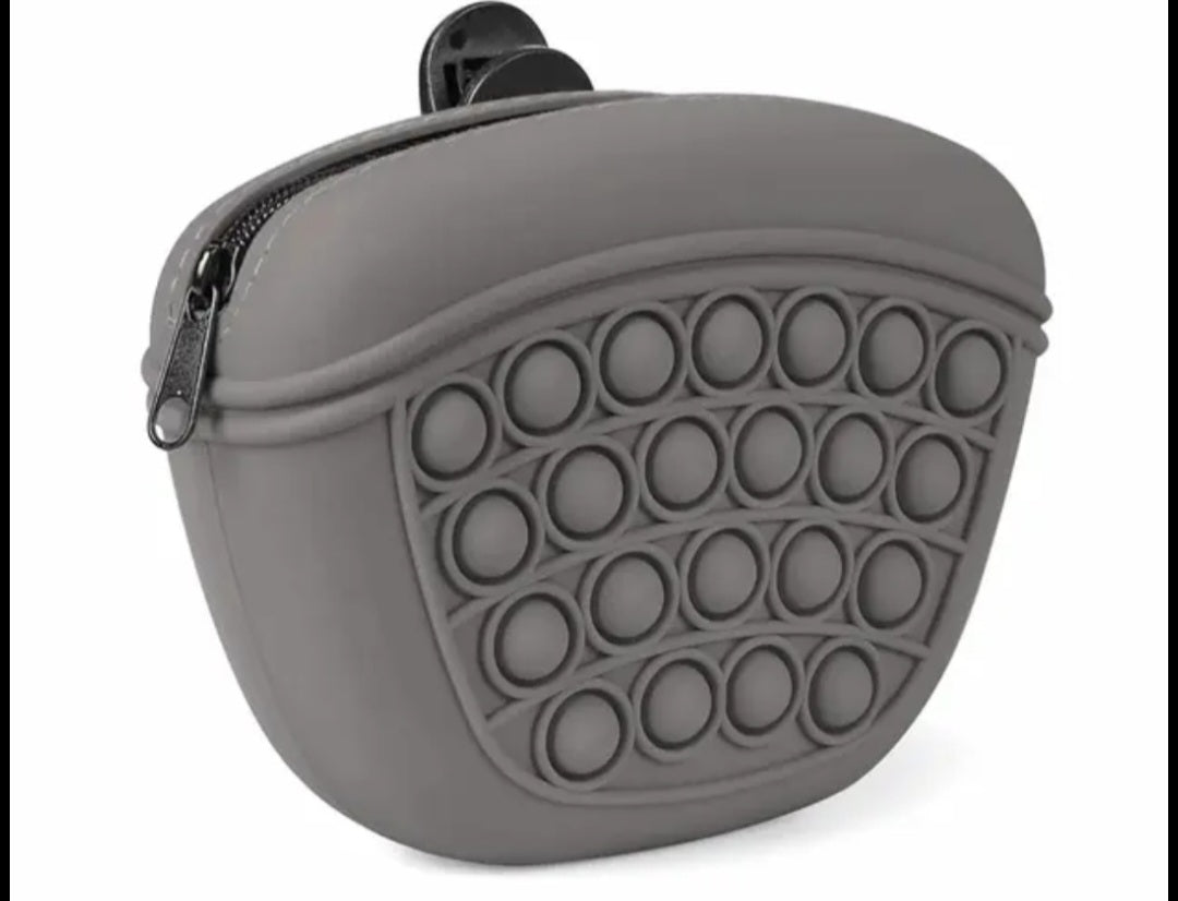 PawPocket™ Silicone Dog Treat Pouch